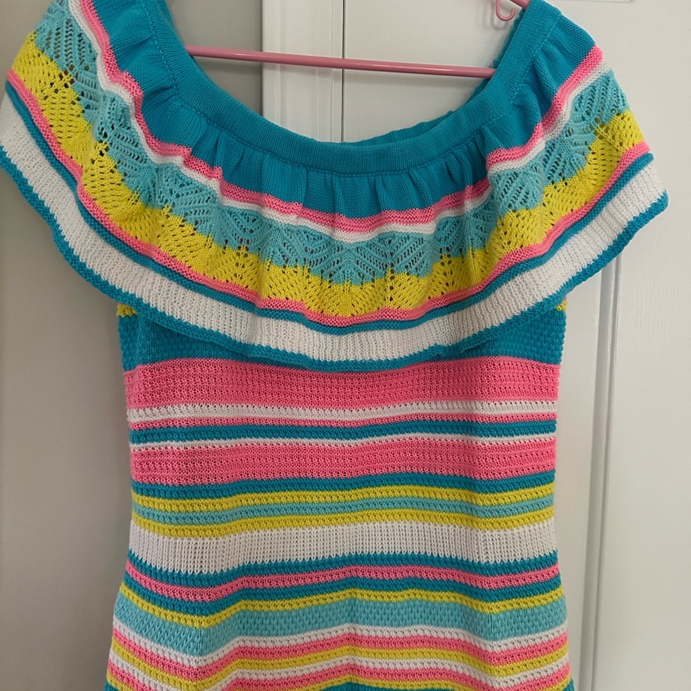 NWT Lilly Pulitzer Sweater Top - can be worn off the shoulder. Brand new!